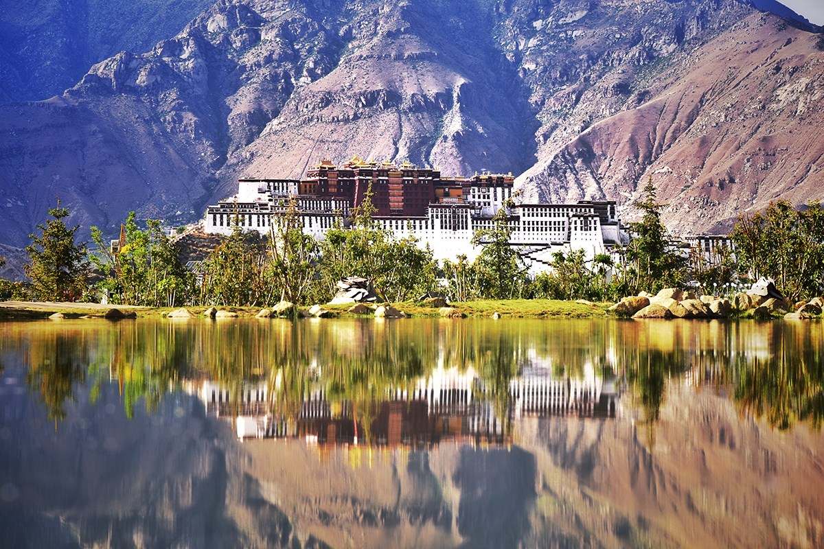 Potala | Photo by Liu Bin