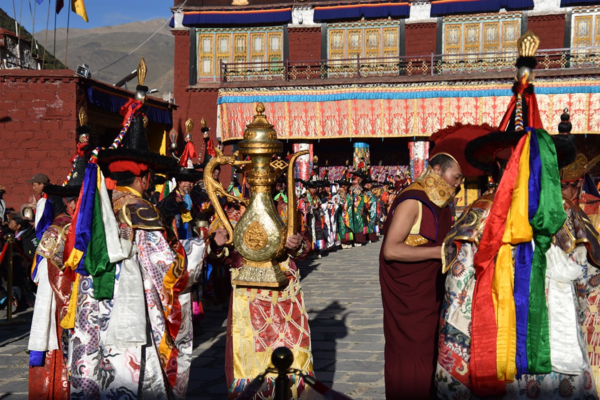 Mask Dance Festival during Great Prayer in Summer | Photo by Yang Zeru