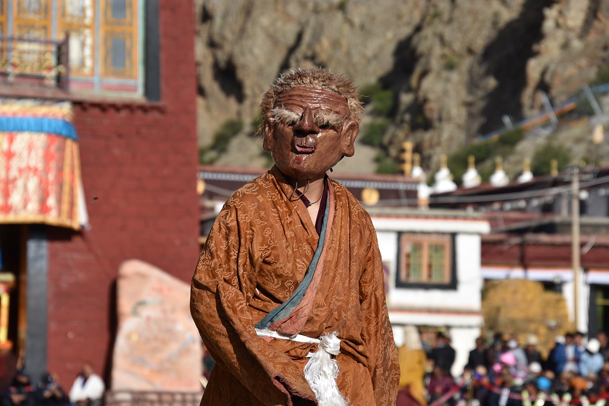 Mask Dance Festival during Great Prayer in Summer | Photo by Yang Zeru