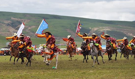 Tibet Tour during Horse Racing Festival in Damxung 2026