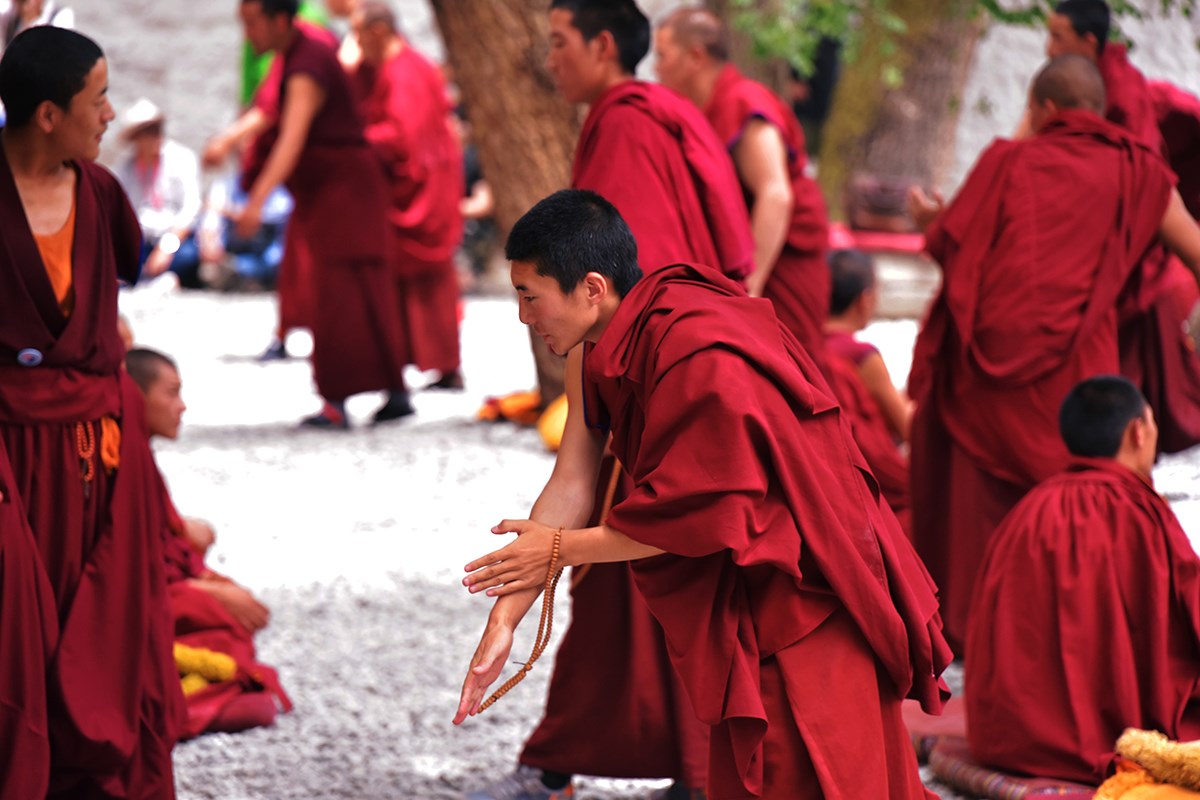 Debate in Sera Monastery | Photo by Liu Bin