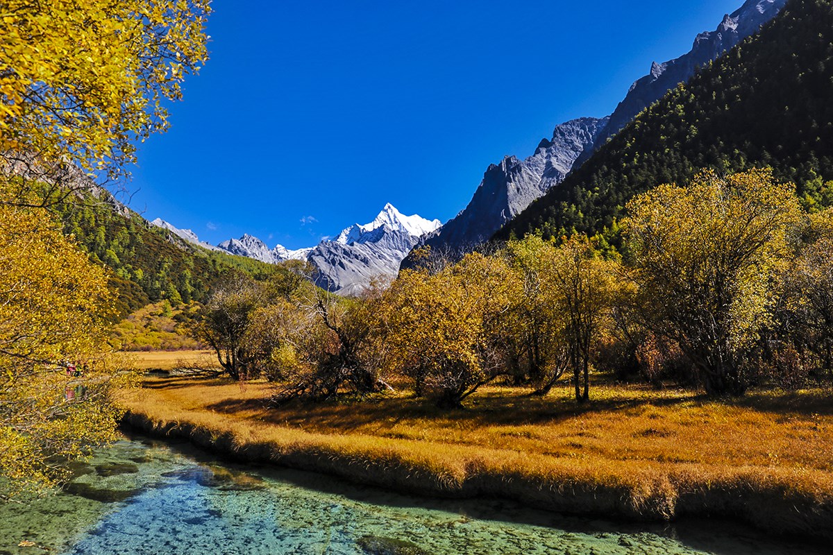 Luorong Pasture Xialuoduoji | Photo by Wang Lei