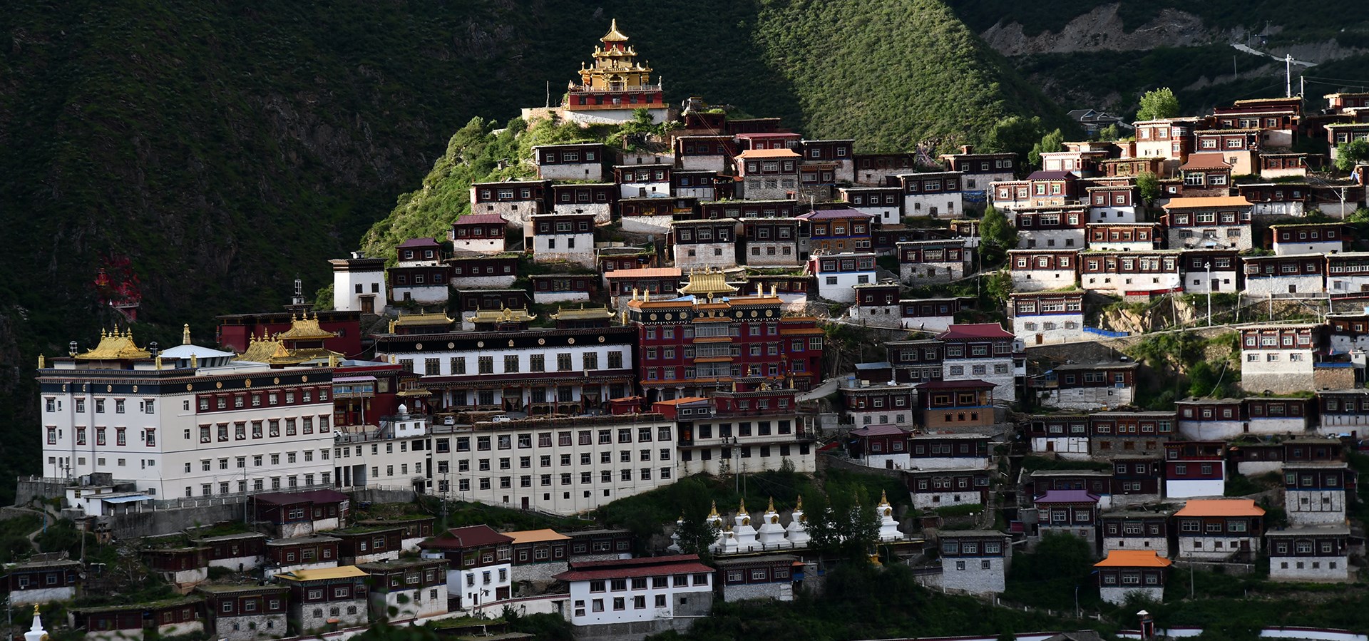 Charm of Amdo and Kham in Western Sichuan
